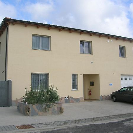 B&B S'Ena Suni Buitenkant foto