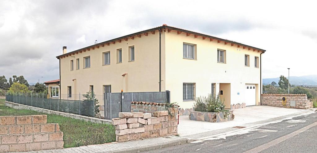 B&B S'Ena Suni Buitenkant foto